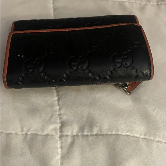 Gucci Black and Brown Embossed Wallet - Picture 4 of 4